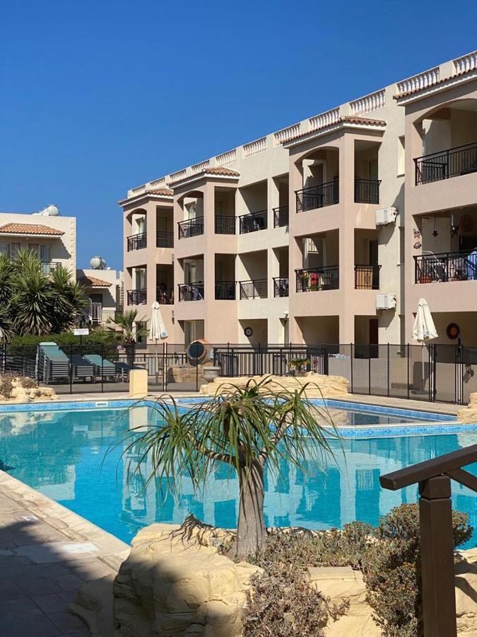 Royal Seacrest Residence بافوس المظهر الخارجي الصورة
